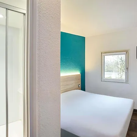 Hotelf1 Poitiers Nord Futuroscope מלון שאסנוי-דו-פוואטו