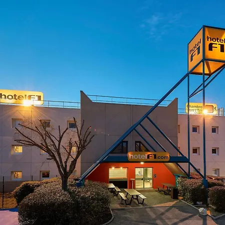 Hotelf1 Poitiers Nord Futuroscope מלון