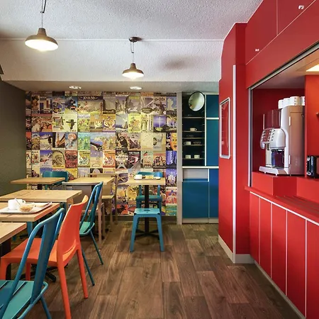 Hotelf1 Poitiers Nord Futuroscope מלון *