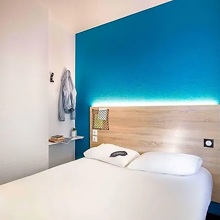 Hotelf1 Poitiers Nord Futuroscope Otel