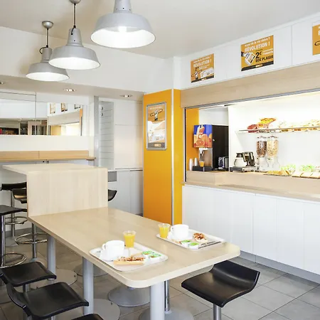 Hotelf1 Poitiers Nord Futuroscope *