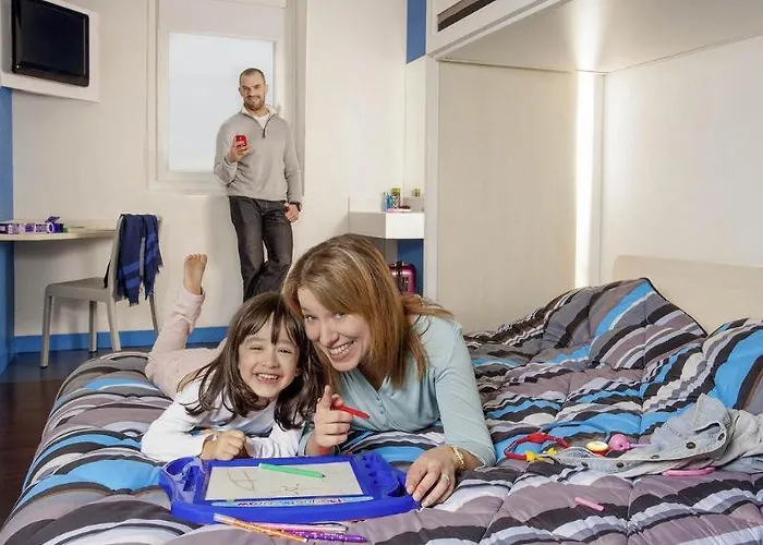 Hotelf1 Poitiers Nord Futuroscope Hotel *